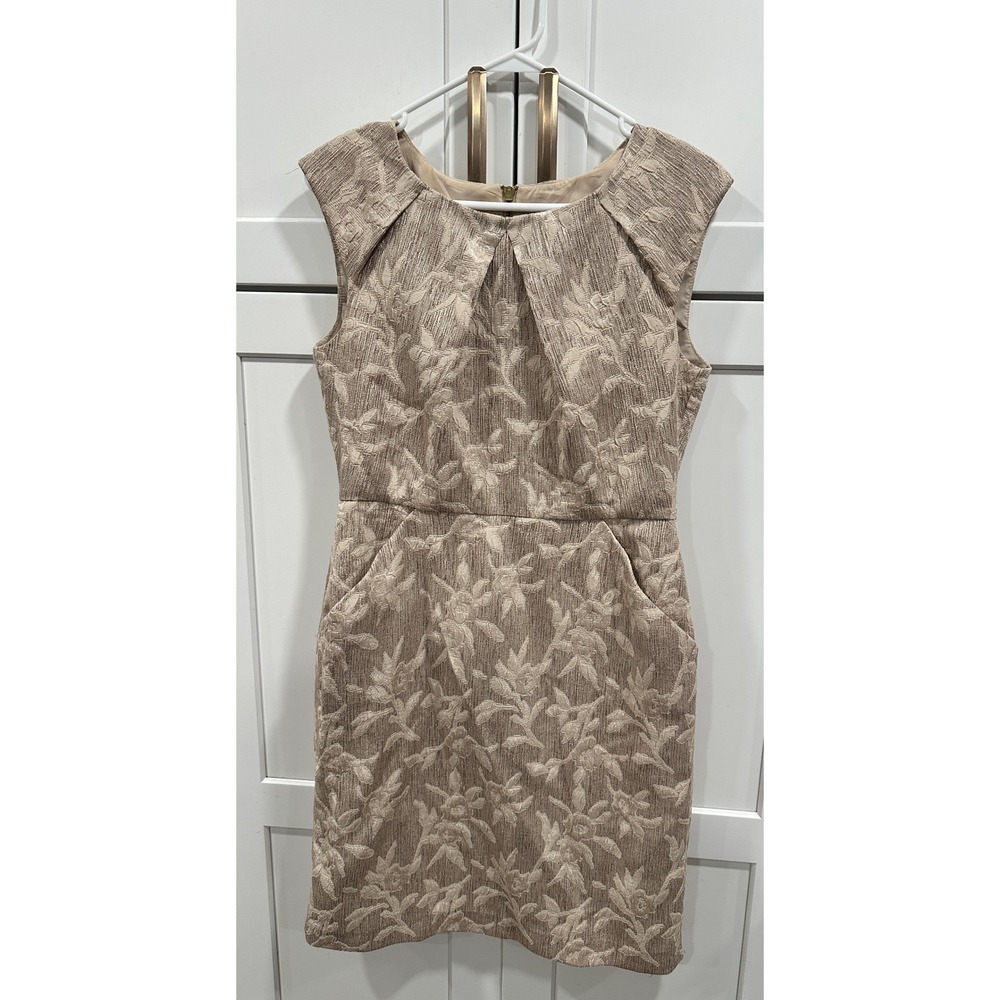 Taylor Dress Women Size 6 Beige Floral Jacquard Cap Sleeve Sheath Knee Length‎